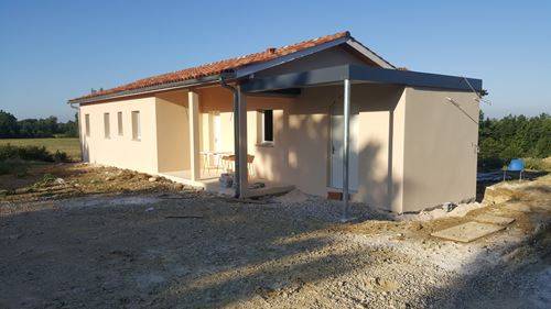 Construction d'une maison individuelle de plain-pied à Monclar-de-Quercy par JP CASTEL